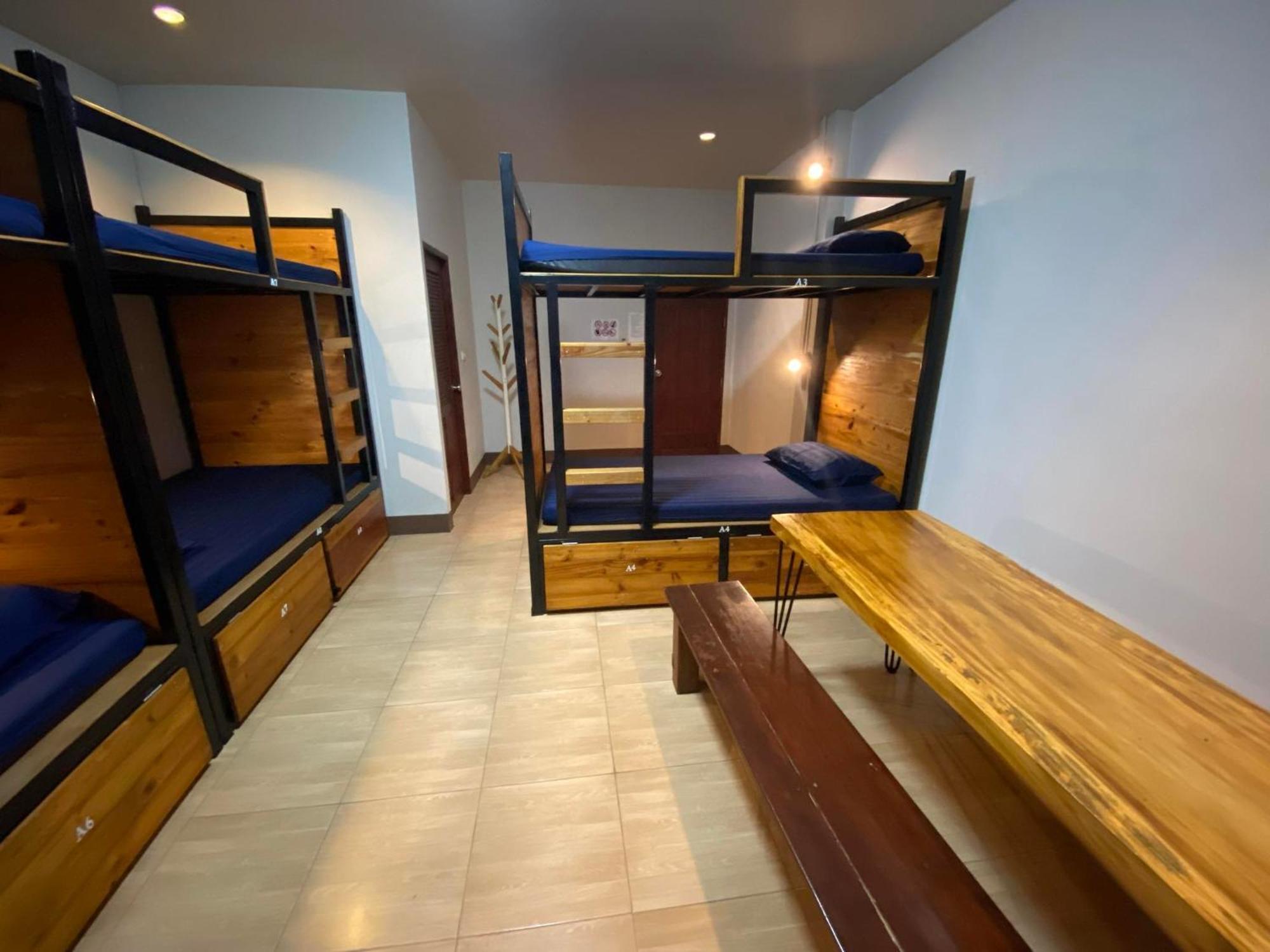 Eq Hostel ท้องศาลา ภายนอก รูปภาพ
