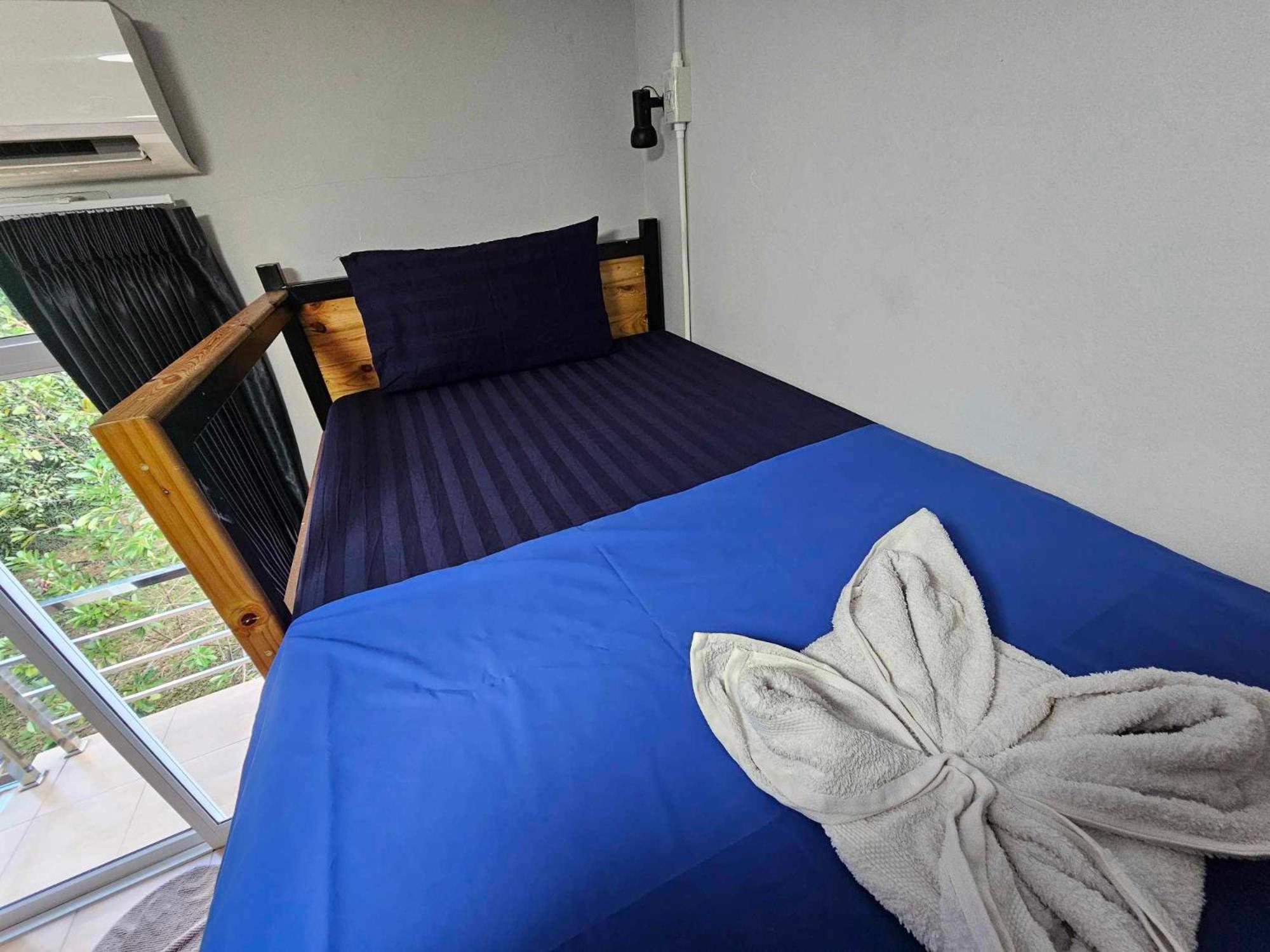 Eq Hostel ท้องศาลา ภายนอก รูปภาพ