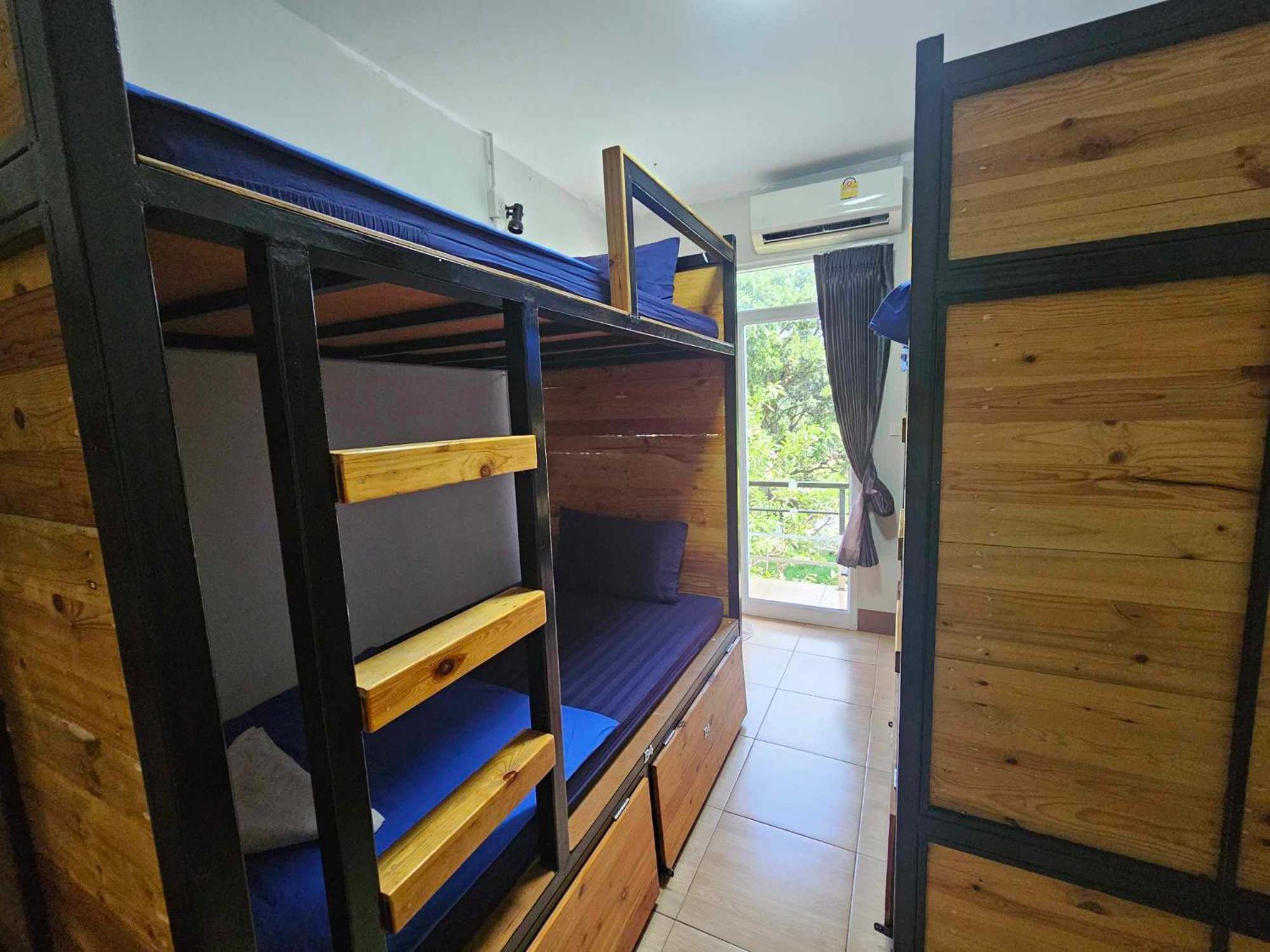 Eq Hostel ท้องศาลา ภายนอก รูปภาพ