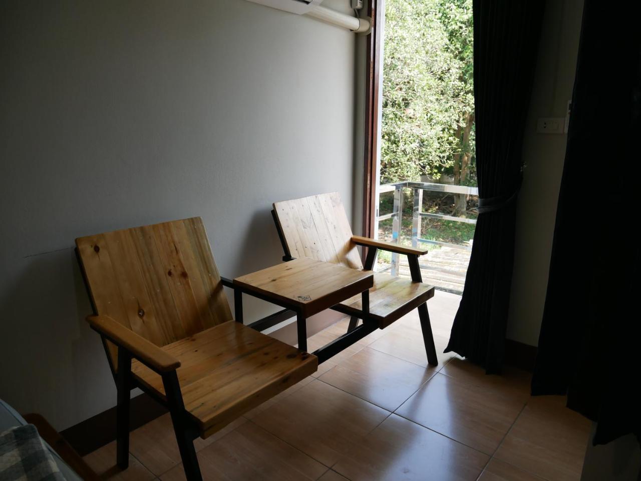 Eq Hostel ท้องศาลา ภายนอก รูปภาพ