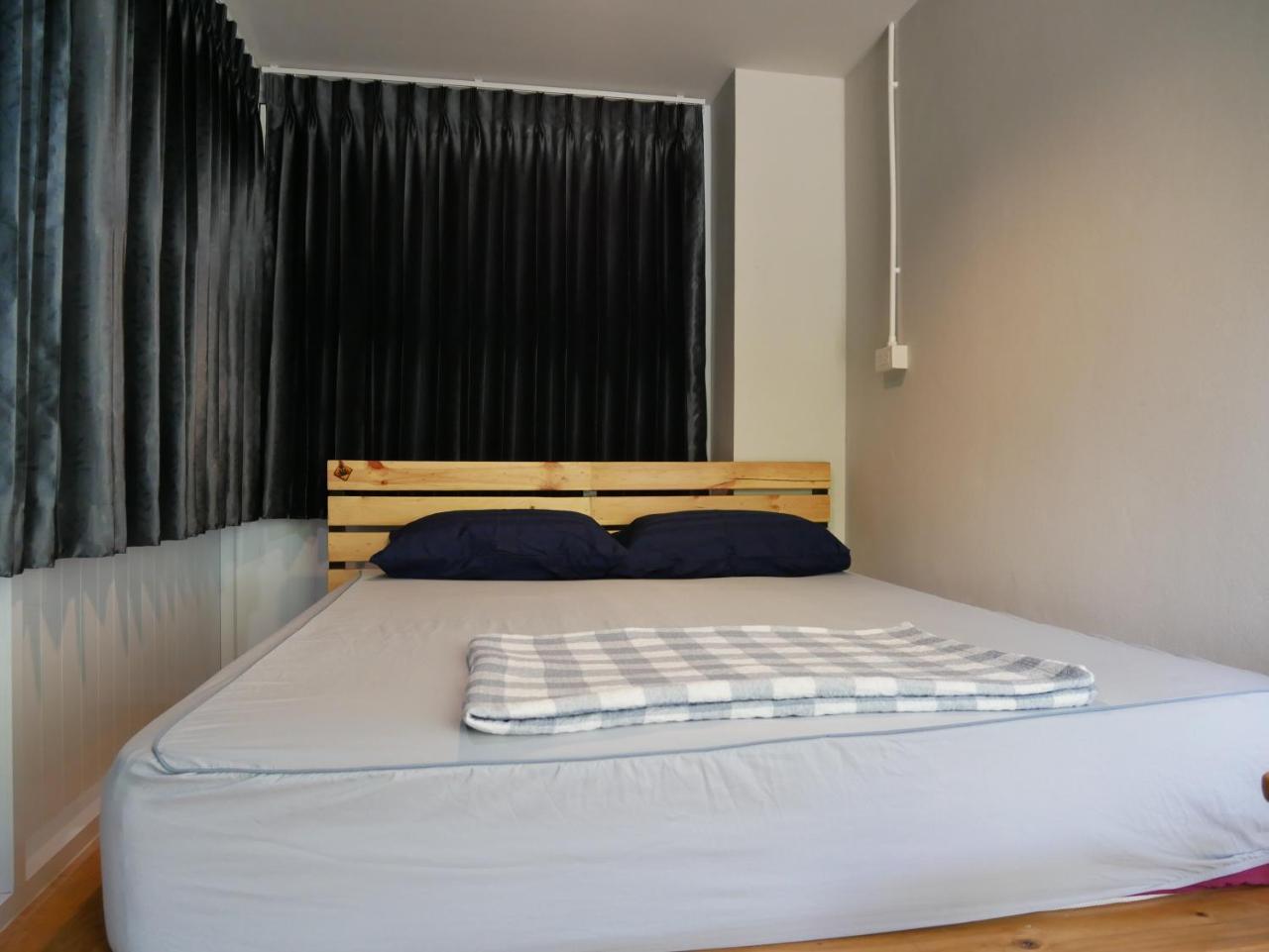 Eq Hostel ท้องศาลา ภายนอก รูปภาพ