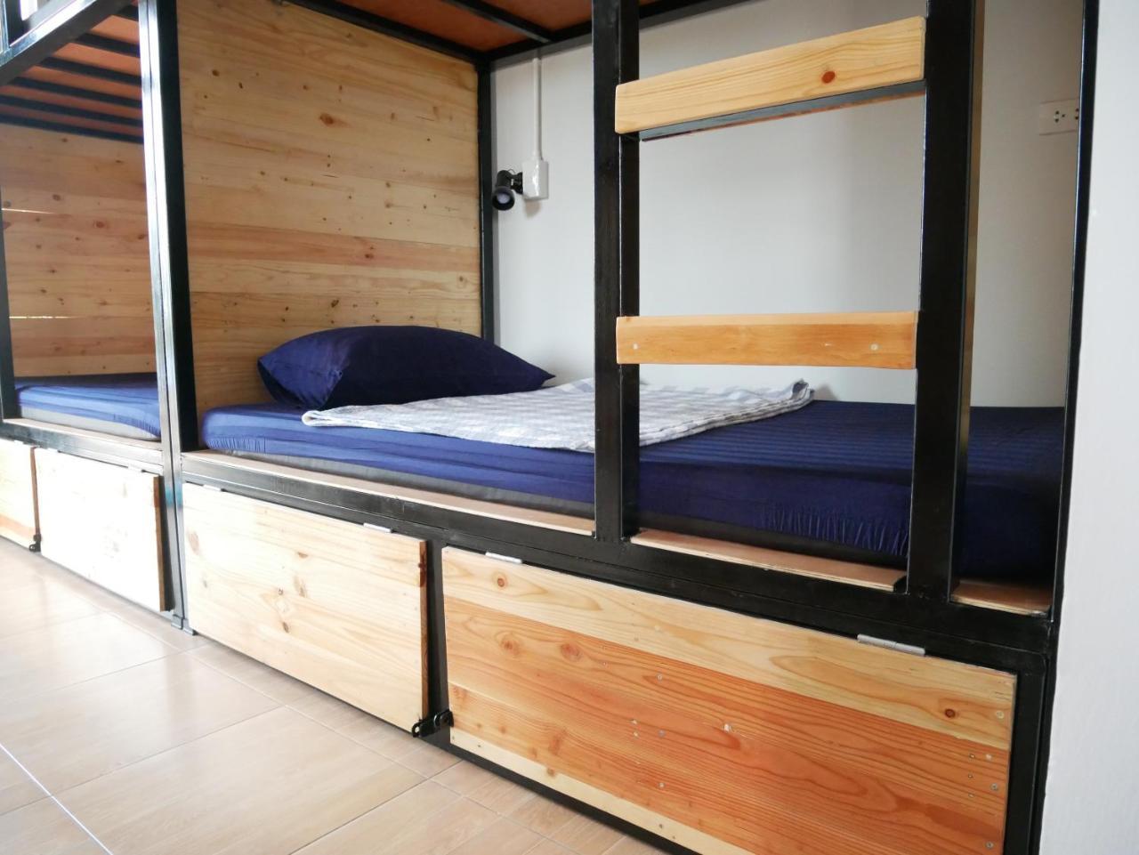 Eq Hostel ท้องศาลา ภายนอก รูปภาพ