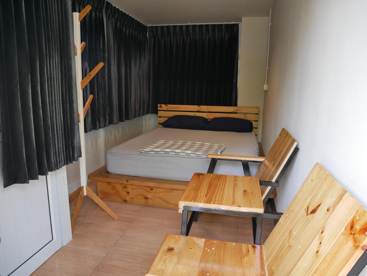 Eq Hostel ท้องศาลา ภายนอก รูปภาพ