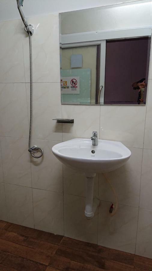 Eq Hostel ท้องศาลา ภายนอก รูปภาพ